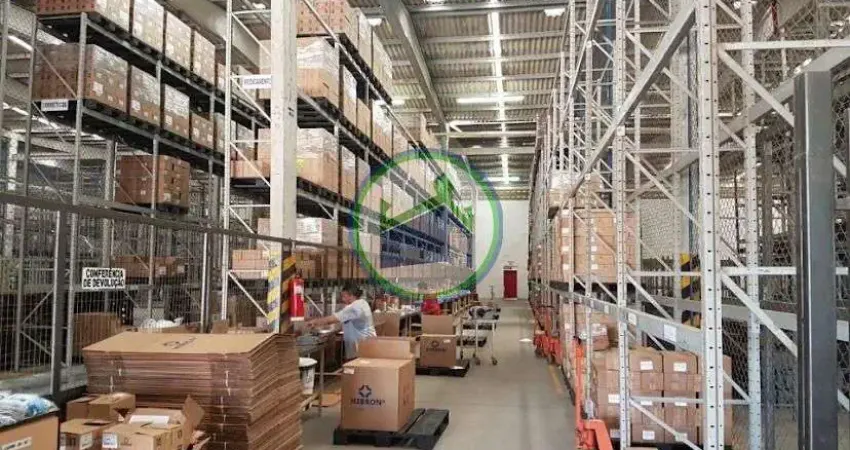 O Rei dos Galpões aluga galpões de 636m²; 972m²; 1.272m² e 2.100m²