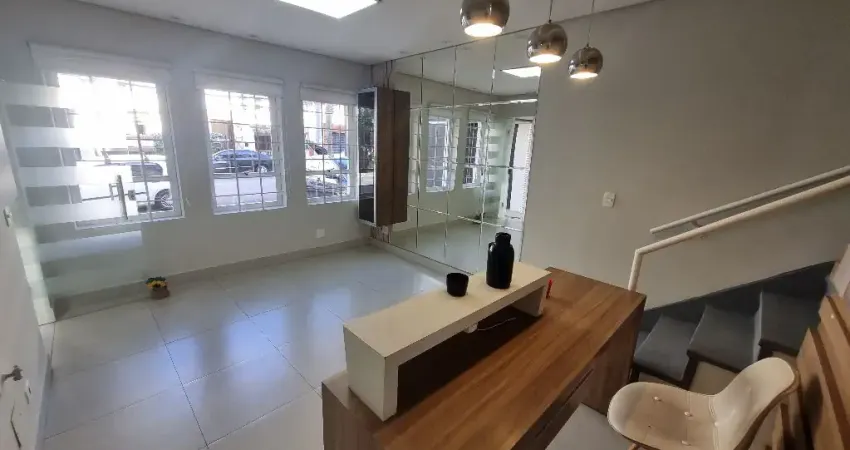 Casa comercial em Perdizes - com 5 salas, 2 vagas e 3 banheiros - Empreenda aqui!