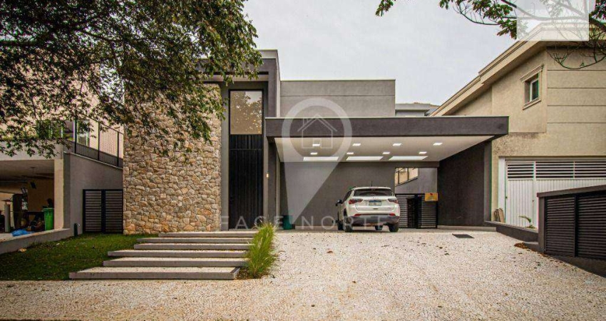 Casa Nova em Alphaville, Térrea, 4 Suítes, em um dos Melhores Condomínios do Brasil!
