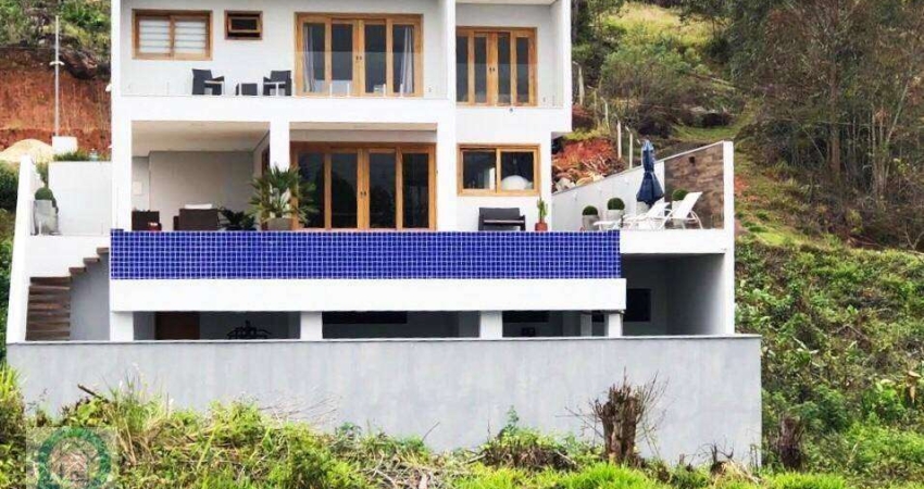 Ótima Casa em Condomínio, 800 Mts Terreno, 504 Mts Ac, Aceita  Permuta por Imóvel em Alphaville!