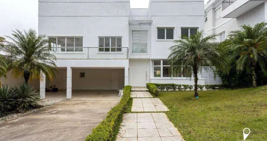 Linda casa com vista para a mata, 800 mts de terreno, 442 de ac!