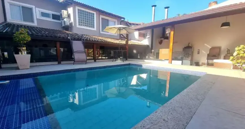 Casa de condomínio com 4 quartos à venda, 409m² - freguesia- jacarepaguá
