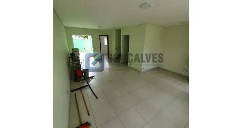 Casa com 3 quartos à venda na LUZERN, R, Taboão, São Bernardo do Campo