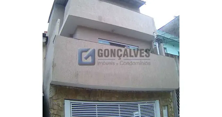 Sobrado 2 suites, 200 mts² na vila sacadura cabral em santo andré.