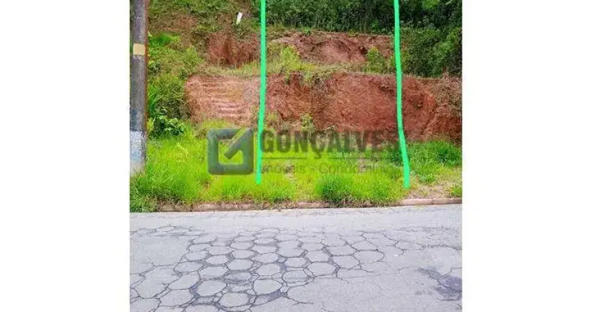 Terreno à venda na ALMERINDA DOS SANTOS, R, Ponte Seca, Ribeirão Pires