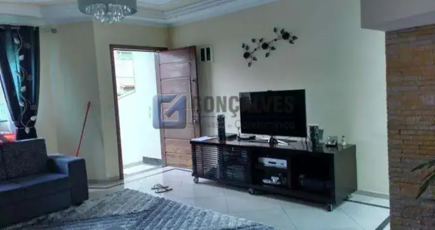 Casa com 4 quartos à venda na ARAUAS, R, Parque Jaçatuba, Santo André