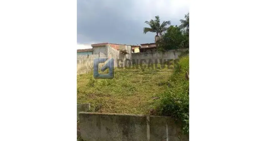 Terreno à venda na Avenida Aníbal Augusto, Ouro Fino Paulista, Ribeirão Pires
