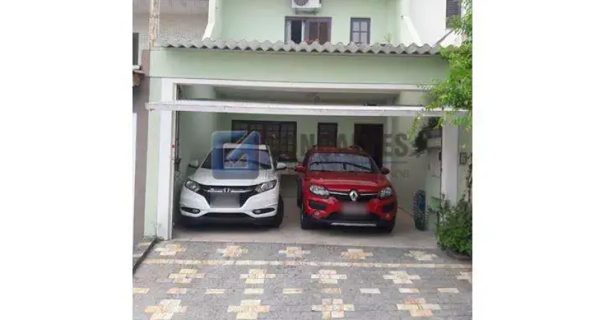 Casa com 3 quartos à venda na FLAMINIO FAVERO, R, Nova Petrópolis, São Bernardo do Campo