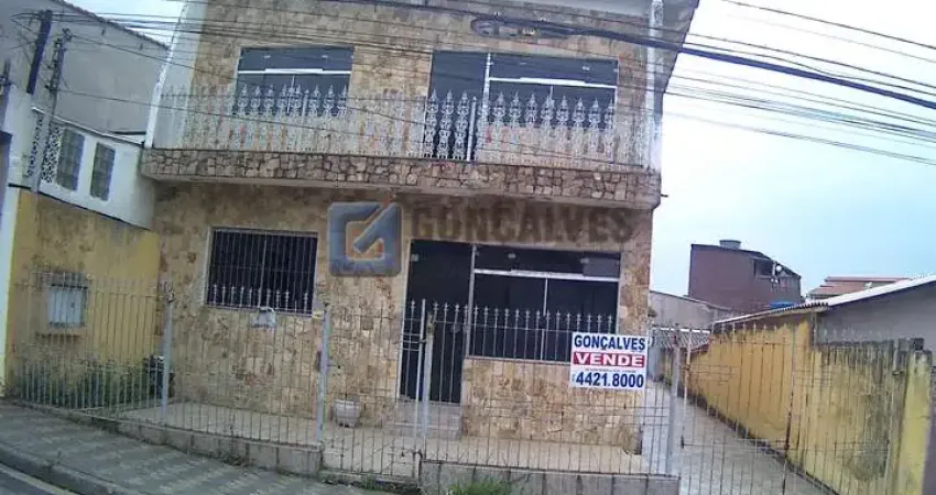 Sobrado 6 dormitórios,  245 mts² no parque novo oratório em santo andré