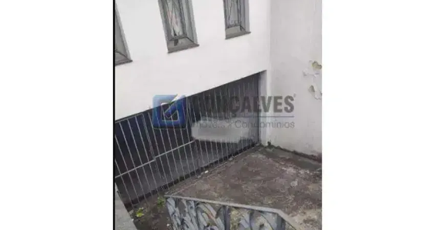 Sobrado 2 dormitórios, 131 mts² no bairro santa maria em santo andré.