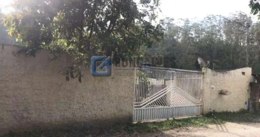 Chácara / sítio com 3 quartos à venda na Rua Canindé, Km 4, Ribeirão Pires