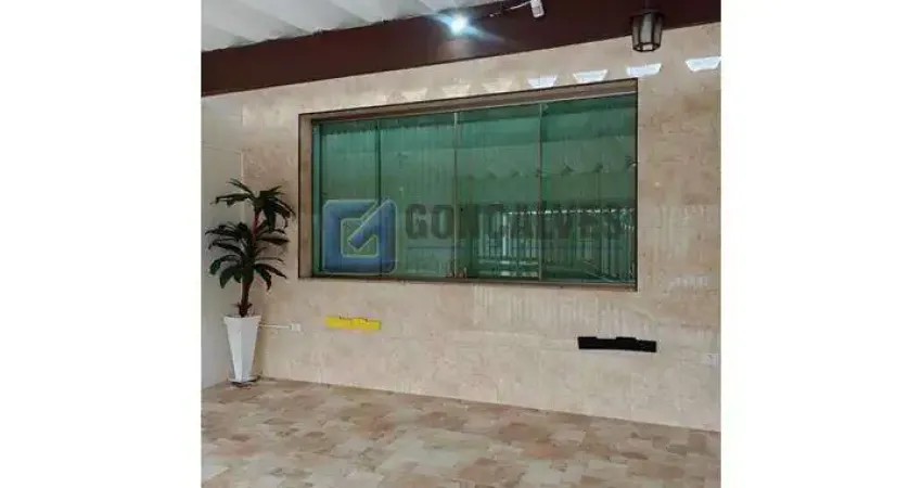 Sobrado á venda no rudge ramos em são bernardo do campo/sp, com 187,66m² e 3 dormitórios sendo 1 suíte.