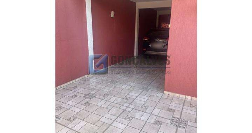 Casa com 3 quartos à venda na COMENDADOR ANTONIO BENVENUTO BATAGLIA, R, Santa Maria, Santo André