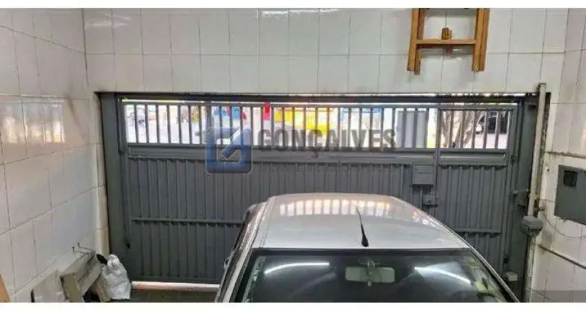 Sobrado 3 dormitórios sendo 1 suite, 170 mts² no bairro jardim cristiane em santo andré