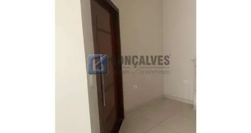 Sobrado 3 dormitórios sendo 1 suite, 174 mts² na vila scarpelli em santo andré.