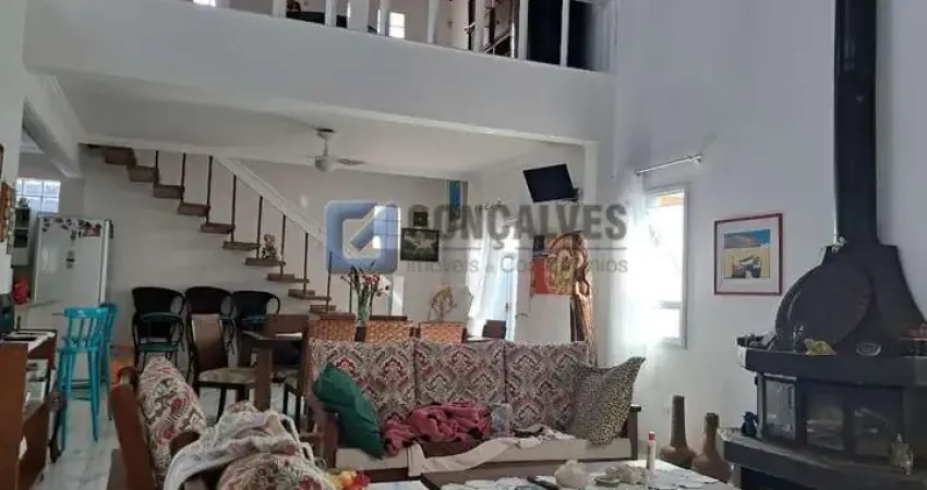 Casa com 4 quartos à venda na OTO DIRINGER, R, Centro, Peruíbe