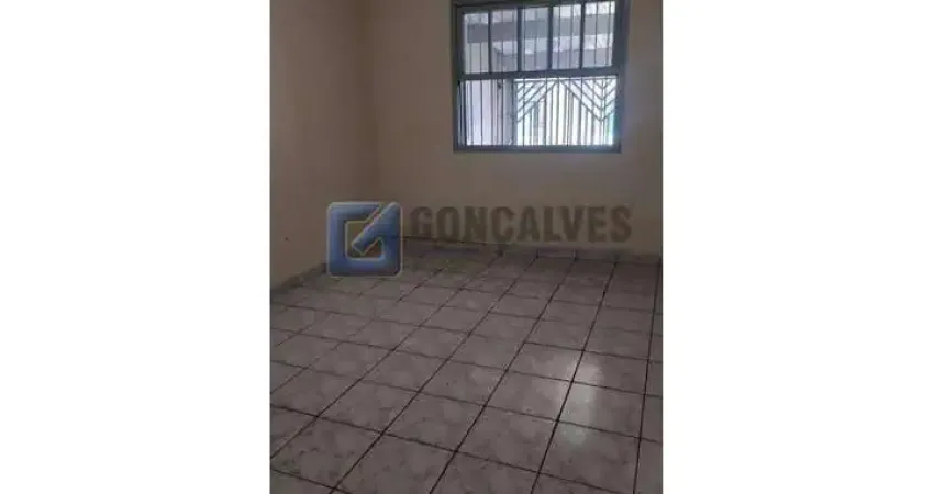 Casa a venda com dois quartos no Demarchi, São Bernardo do Campo.