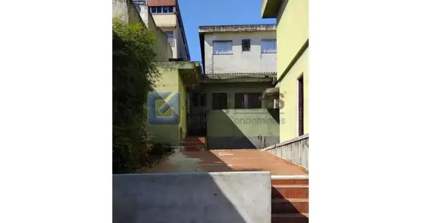 Sobrado com 2 quartos á venda no Taboão em São Bernardo do Campo/SP.