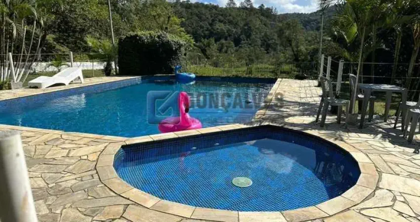 Chácara à venda em paranapiacaba (parte baixa) com 24.000m² de terreno