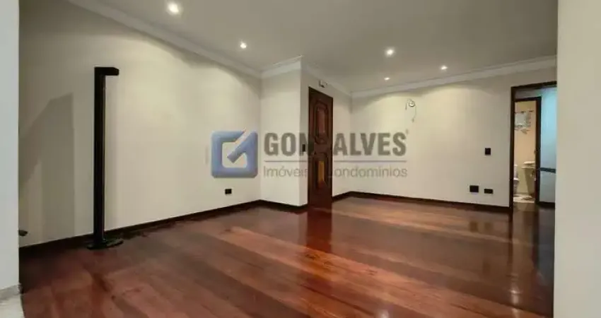 Apartamento a venda com 3 dormitórios e 2 vagas no centro de são bernardo do campo com 125m², suíte e varanda.