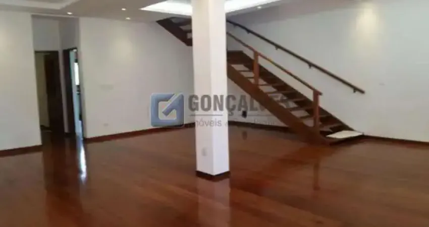 Sobrado no bairro ceramica com 500m² de terreno e 490m² construidos