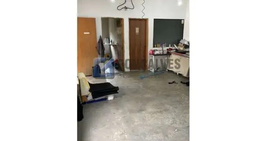 Chácara / sítio com 2 quartos à venda na Rua Rosa Inez Bruni Pinchiaro, Dos Finco, São Bernardo do Campo