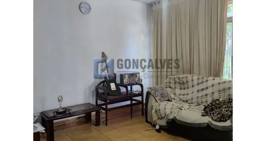 Casa térrea com 2 quartos à venda em santa terezinha, santo andré/sp.