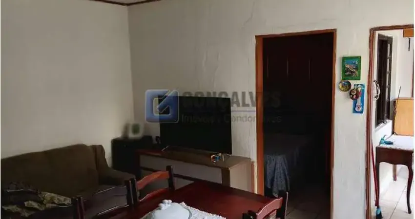 Casa com 2 quartos à venda na Rua Manoel Augusto Ferreirinha, Nova Gerti, São Caetano do Sul