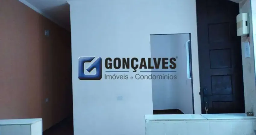 Sobrado com três casas à venda no Bairro Cooperativa em São Bernardo do Campo/SP