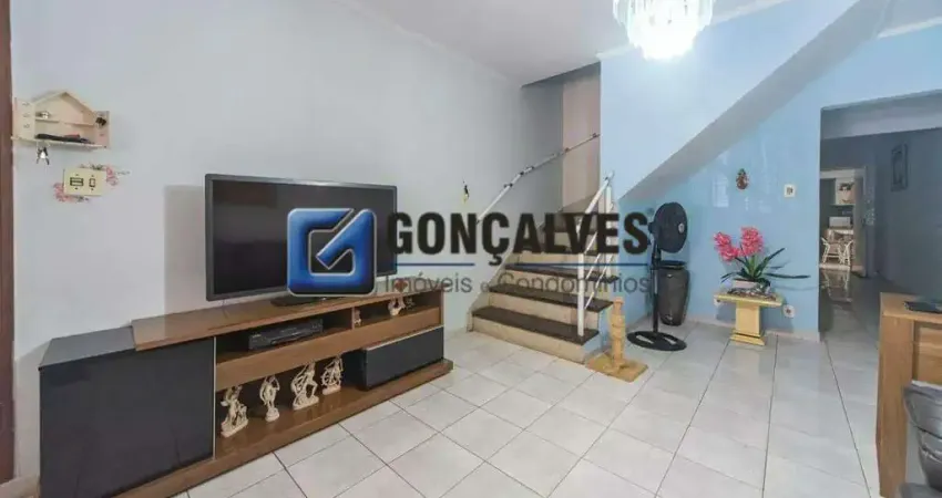 Sobrado Residencial 2 Quartos com 2 Vagas - Vila Scarpelli, Santo André