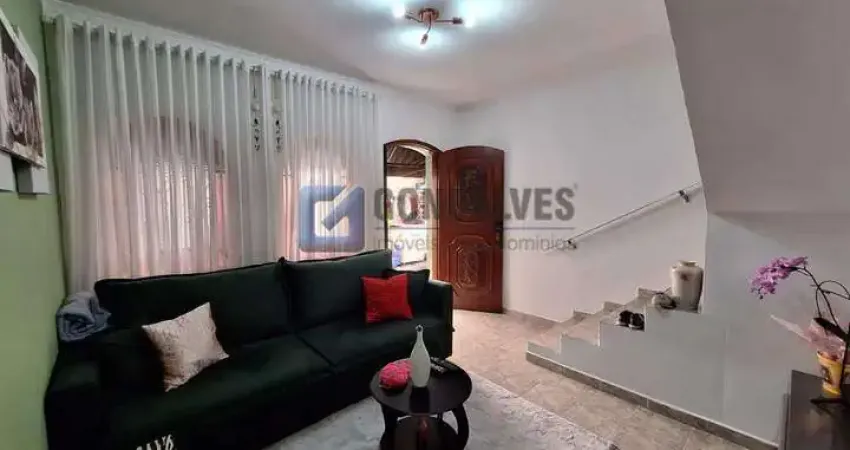 Casa e Sobrado com 02 dormitorios no Bairro Ceramica em São Caetano do Sul