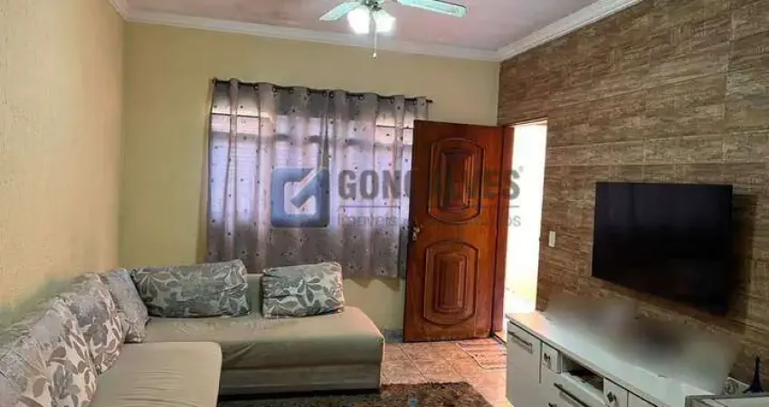 Casa à venda em São Bernardo do Campo (Alvarenga) – 3 quartos, 8 vagas, churrasqueira