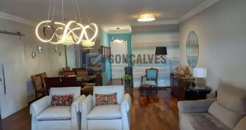 Apartamento à venda no bairro Jardim do Mar em São Bernardo do Campo/SP, com 148m², 3 quartos sendo 3 suítes e aceita pet.