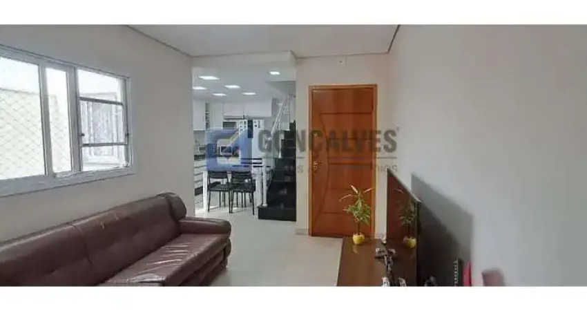Apartamento Cobertura 2 dormitórios sendo 1 suite, 110 mts² no Bairro Campestre em Santo André.