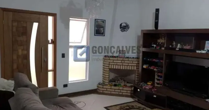 Casa Térra com 1 dormitório em terreno de 345 metros Fincos São Bernardo