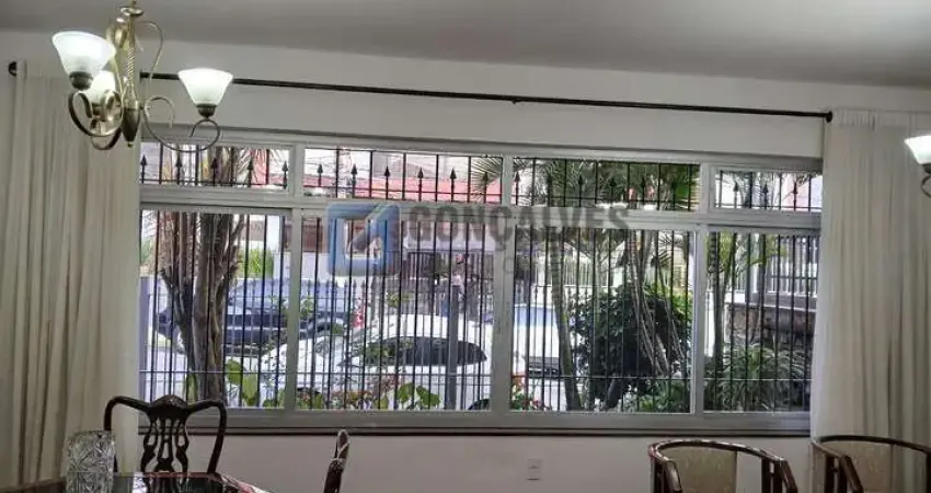 Sobrado Residencial à Venda em Rudge Ramos, São Bernardo do Campo – 4 Quartos, 4 Vagas, 268 m²