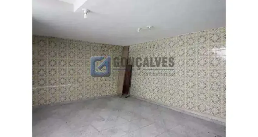 Sobrado à venda com 3 quartos no Bairro Nova Petrópolis, São Bernardo/SP