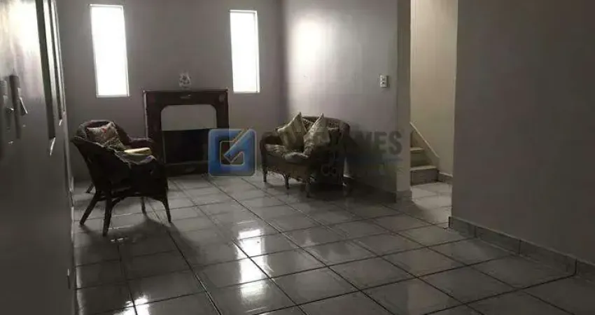 Sobrado á venda, Santa Terezinha em São Bernardo do Campo com 210m² e 3 Dormitórios.