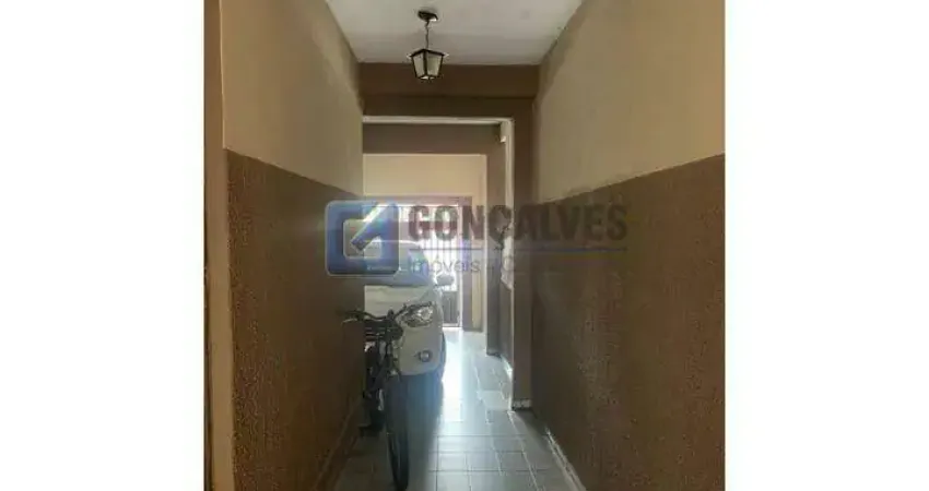 Casa Residencial com 4 Quartos, Quintal e 2 Vagas em Mauá – Oportunidade Única
