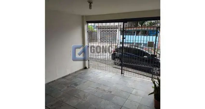 Sobrado à Venda no Campanário, Diadema – 2 Quartos, 1 Suíte, 2 Vagas