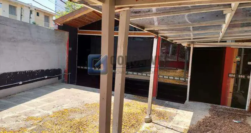 Salão Comercial à Venda em Jardim do Mar, SBC - 337,81 m² | 2 Banheiros
