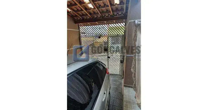 Casa Residencial à venda em Vila Humaitá, Santo André – 2 dorms, 1 suíte, 2 vagas