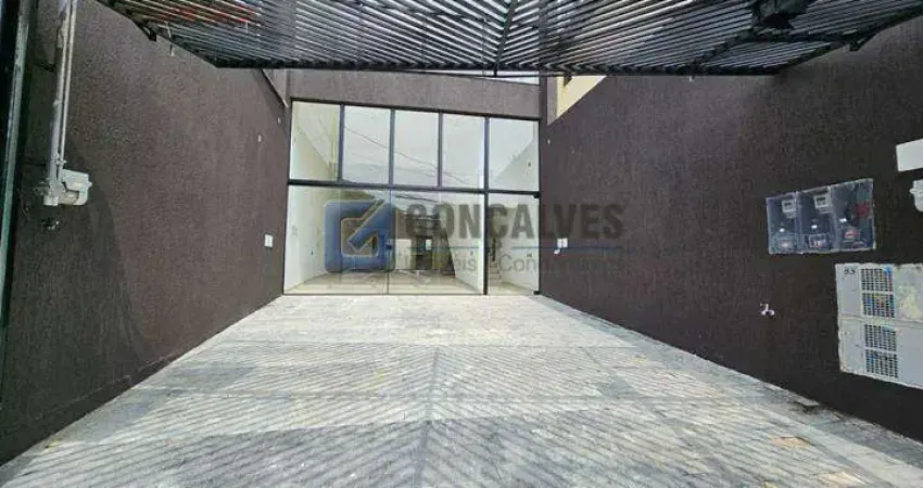 Salão Comercial à Venda no Jardim, Santo André – 105m² internos + 138m² externos