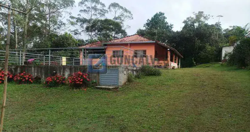 Chácara Rural à venda em Taiaçupeba, Mogi das Cruzes – 2 quartos, 4.800 m²
