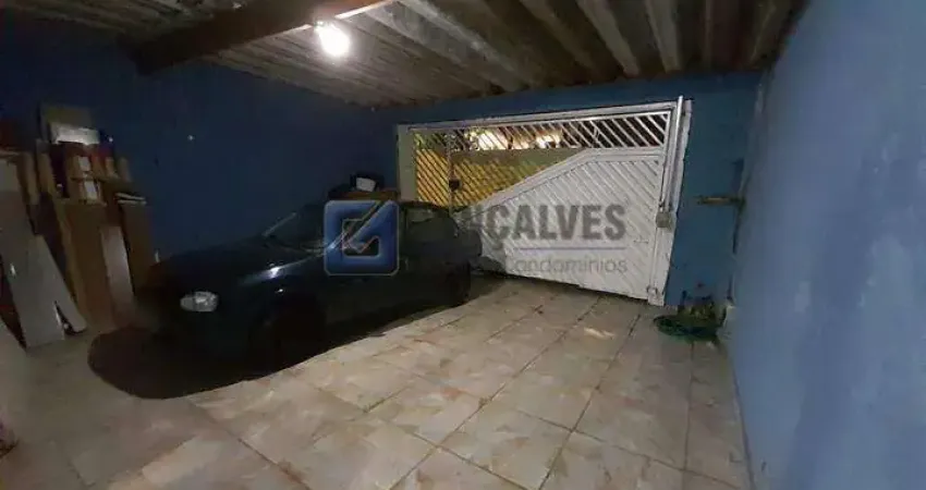 Casa 2 Quartos com Suíte em Santo André – Bairro Silveira, 4 Vagas | Venda R$450.000
