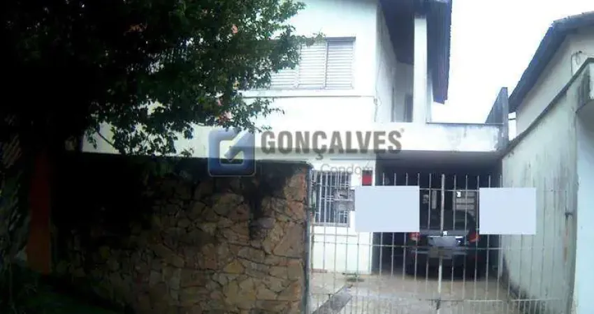 Sobrado à venda no Campestre, Santo André – 3 quartos, 2 vagas, piso frio