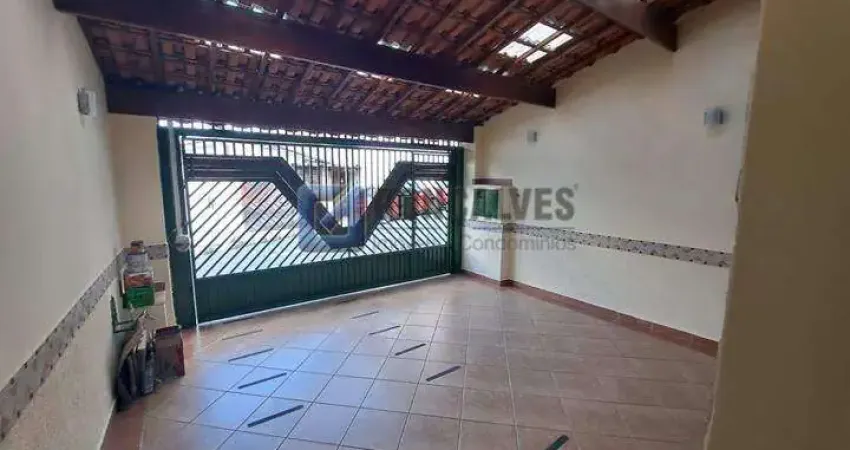 Sobrado Residencial com 3 Quartos (1 suíte) e 2 Vagas - Nova Petrópolis, SB Campo