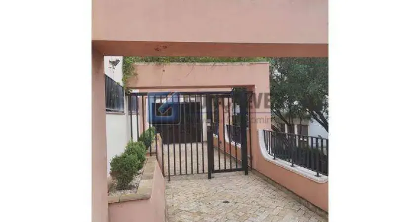 Sala Comercial 54 m² no Centro de Santo André | 1 vaga, 2 banheiros, Portaria 24h