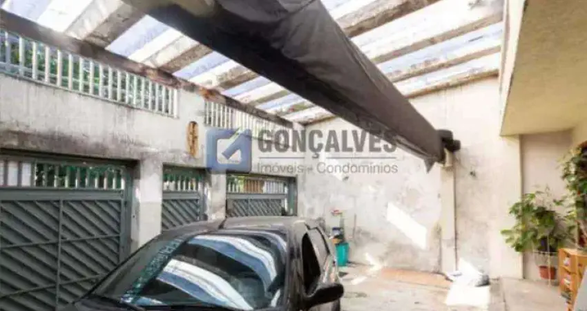 Sobrado Residencial 4 Quartos com 3 Vagas à Venda em Assunção, SBC - Piso Frio