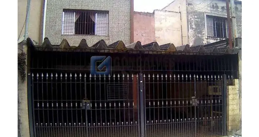 Sobrado Residencial à Venda em Paulicéia, SBC — 2 Quartos, 2 Vagas, 220m² de Área